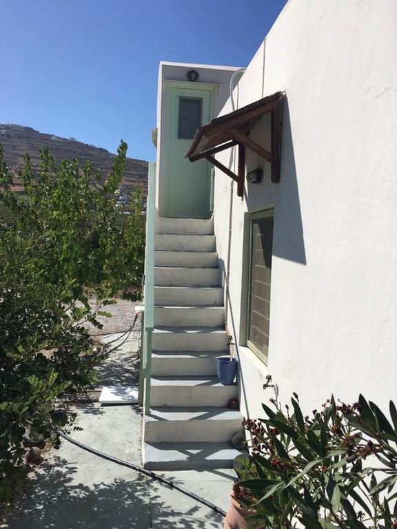 Cosy Studio In Santorini Exo Gonia Экстерьер фото